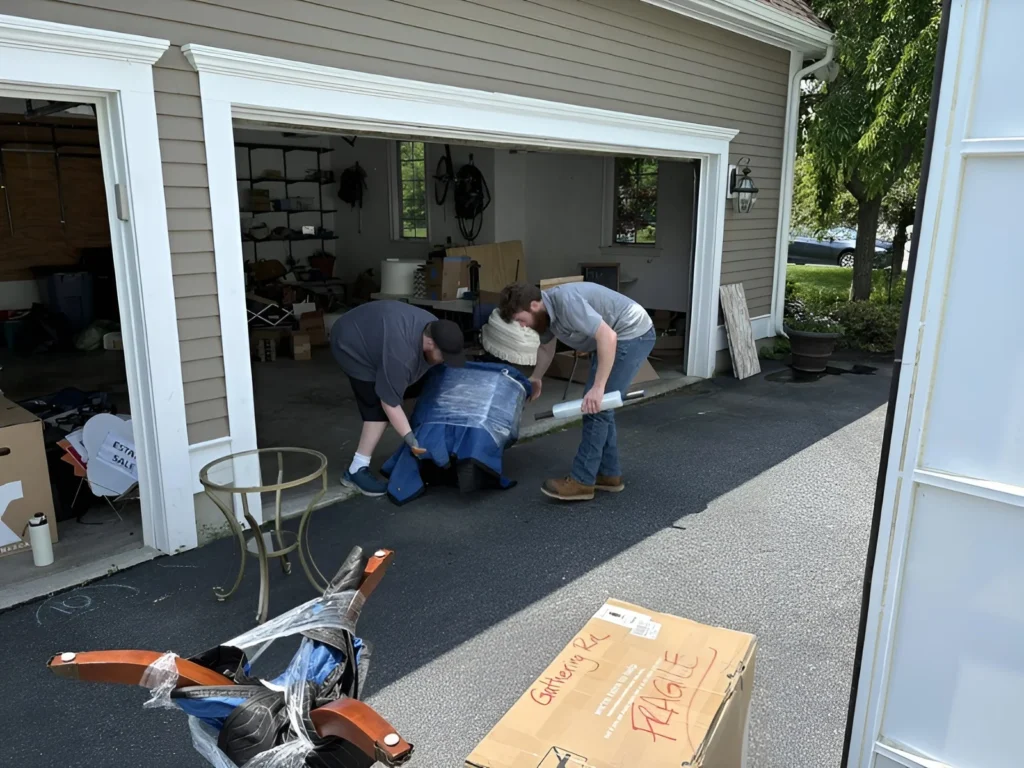 Image showing team handling estate cleanout.